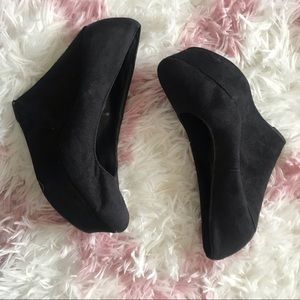 Black Wedged Heel